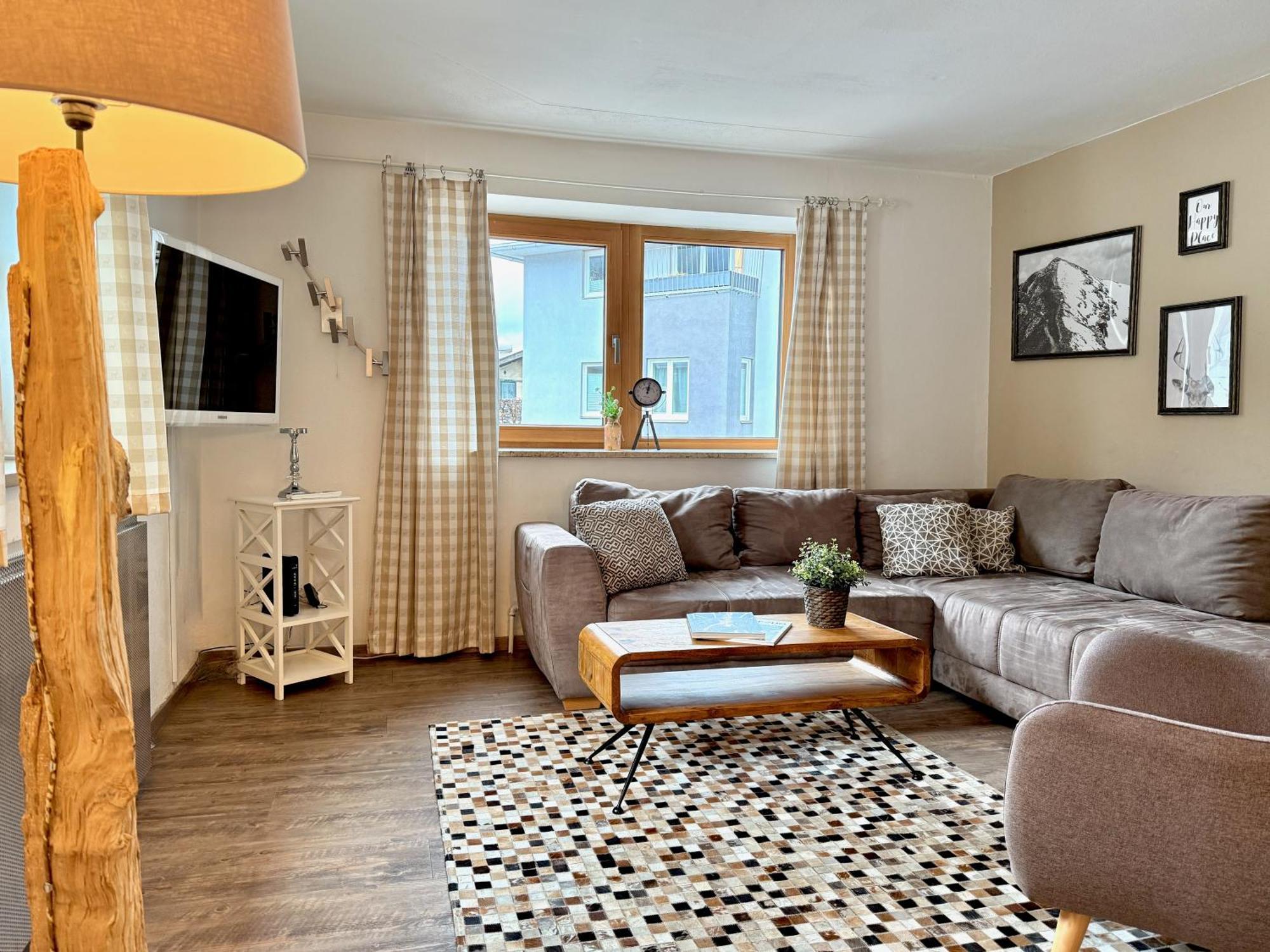 Belle Kitz Im Zentrum By Belle Stay Kitzbuhel Bagian luar foto